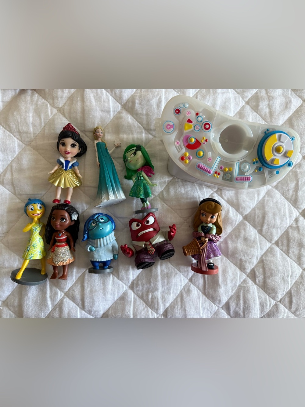 Miscellaneous Disney figures lot, pet and smoke free home.